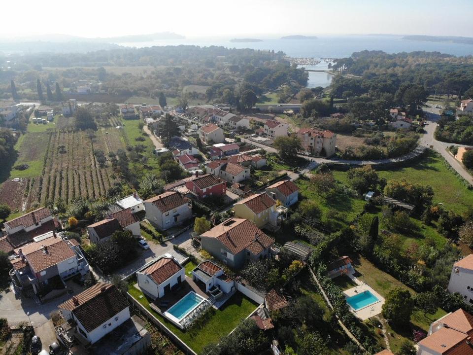 Villa Lana Valbandon Exterior foto